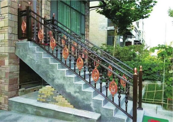 铝艺楼梯护栏